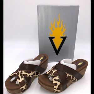 Volatile Force Sandal. NEW!! Never worn!!